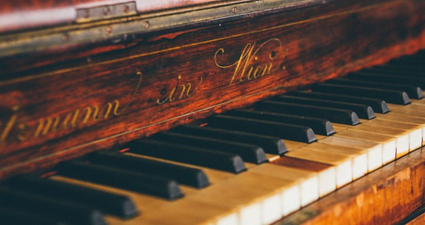 ECHI ROMANTICI: IL VIOLINO E LA VOCE DELL'ANIMA